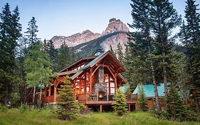 Cathedral Mountain Lodge